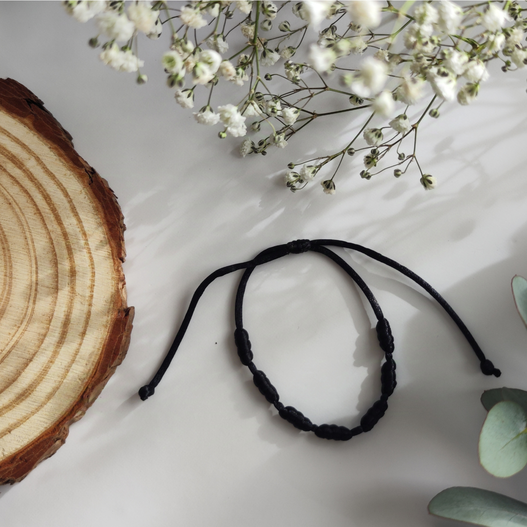 Negra⚫ Protección contra la Magia Negra y el Mal de Ojo